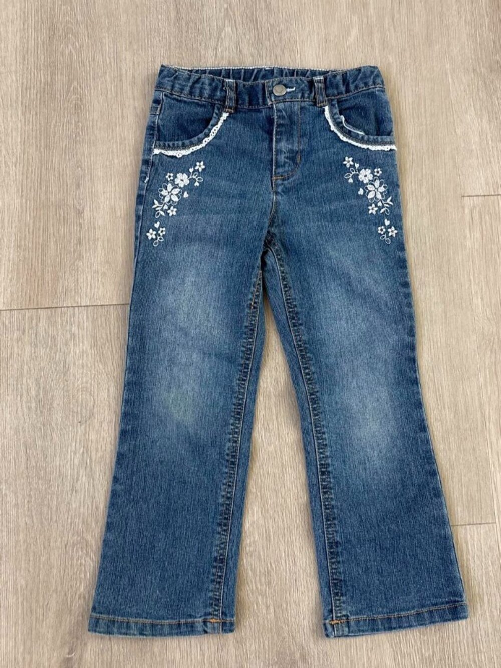 Girls Blue Denim Jeans Size 5T White Floral Embroidered Pockets